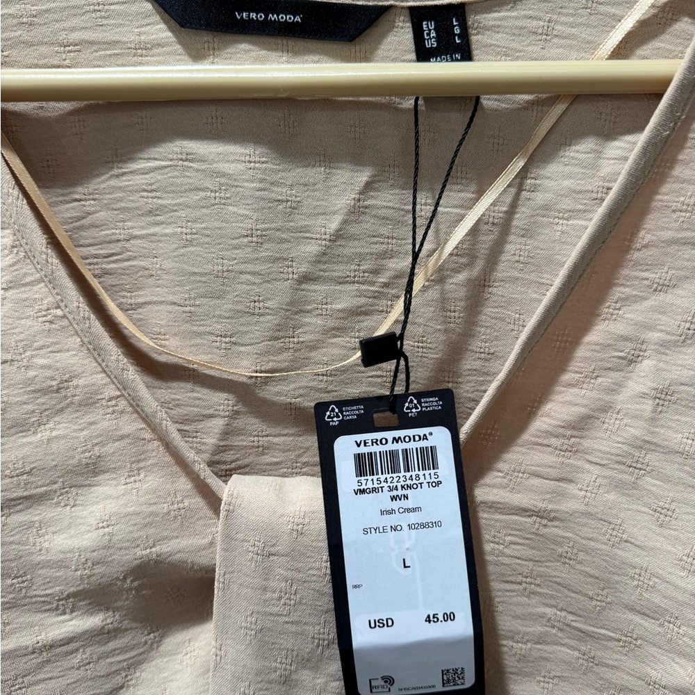Blouse - Picture 2 of 2